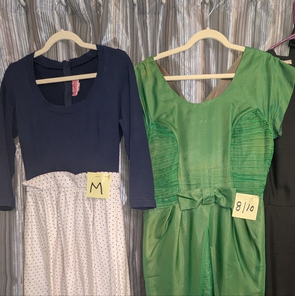 Dress - Picture 3 of 3